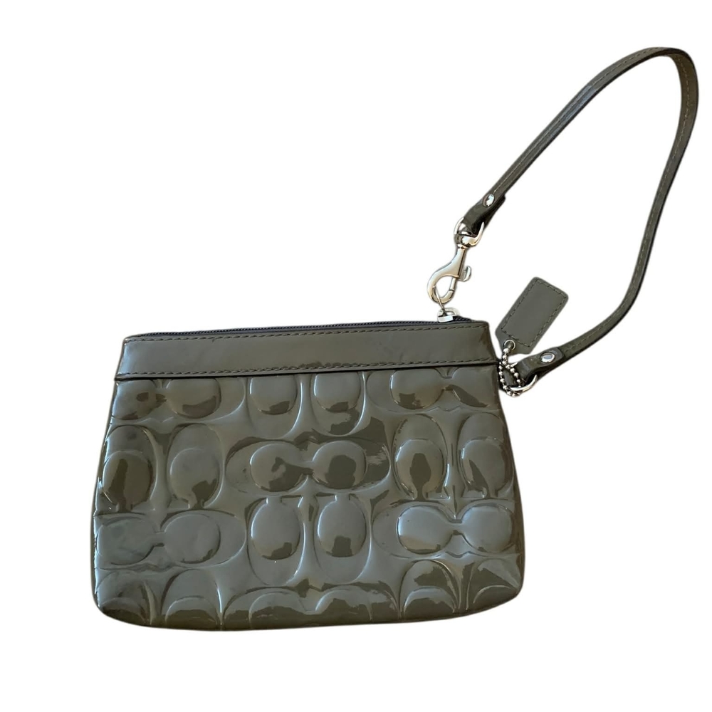 Coach Moss Green‎ Patent Leather Signature Wristlet Y2K Aesthetic